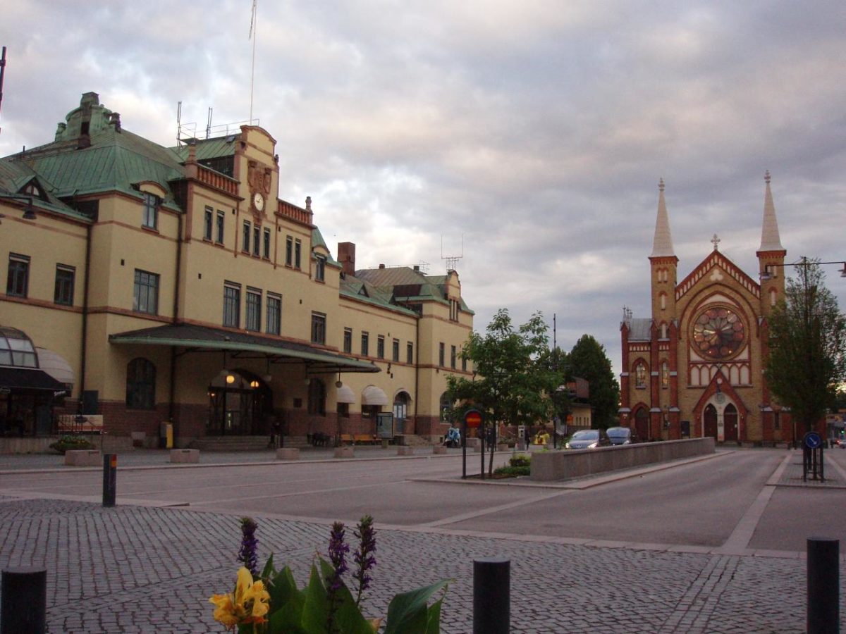 Estació i església de Gävle