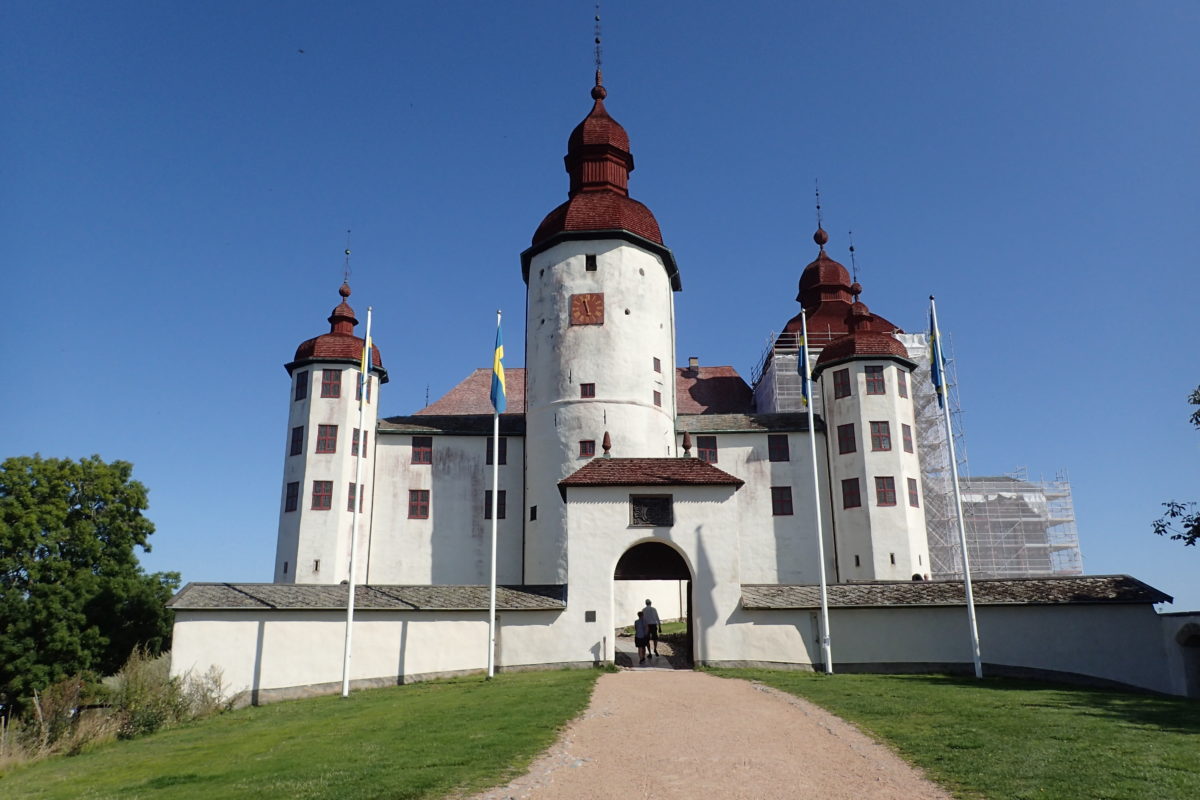 Vista frontal general del Lackö slott