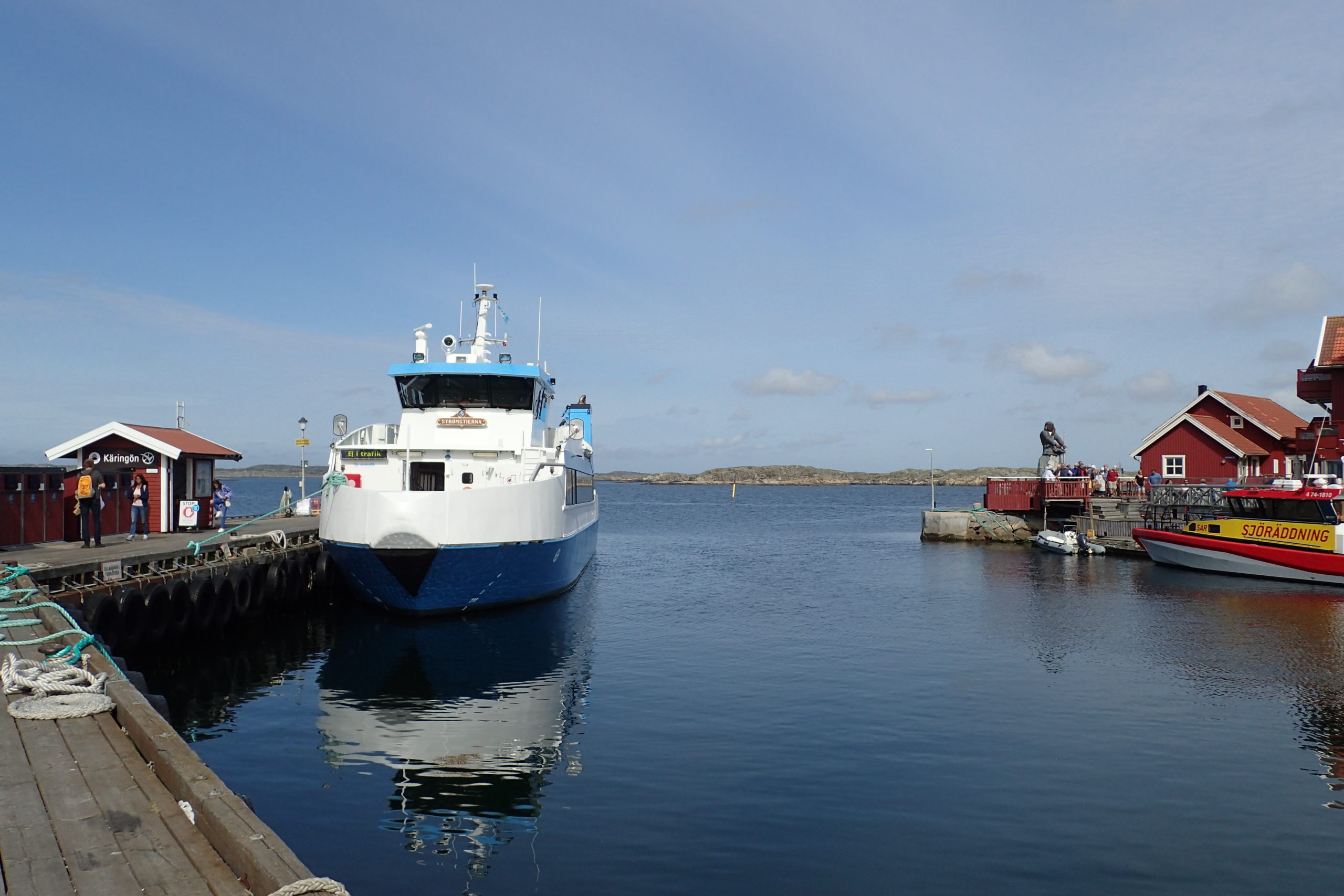Port de Käringön amb el ferry amarrat